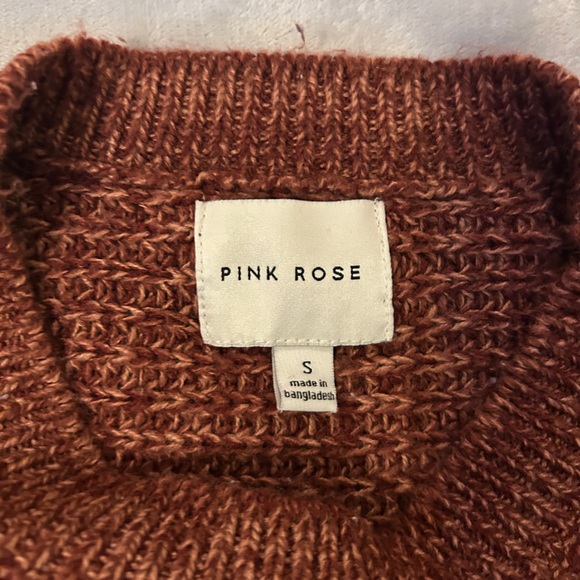 pink rose knit sweater - Picture 2 of 2